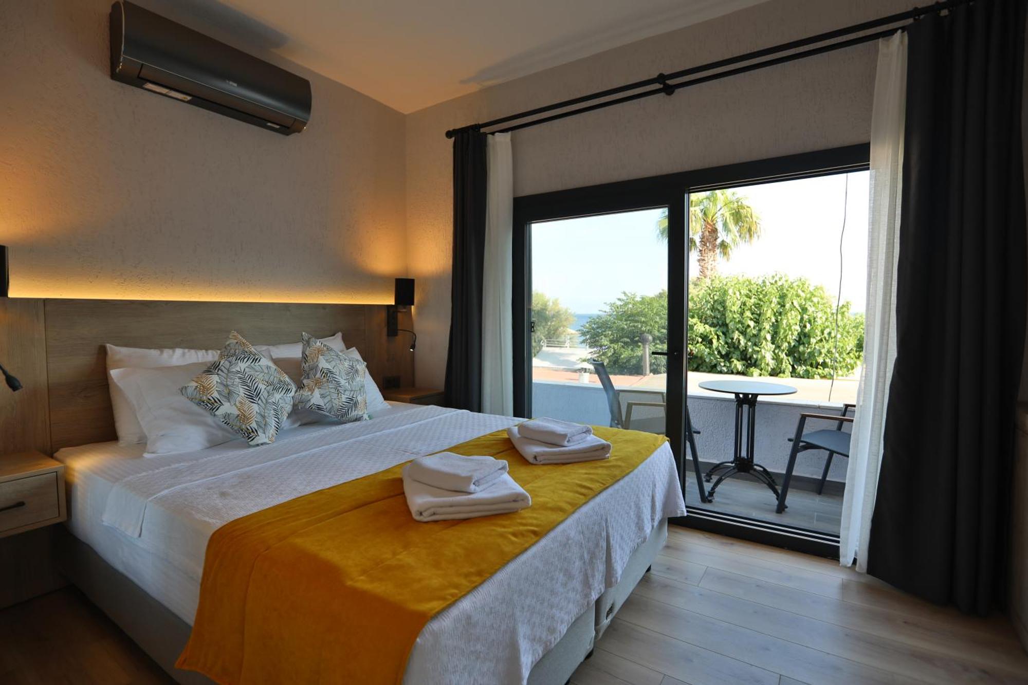 Ali'S Hotel Beach Bodrum Esterno foto